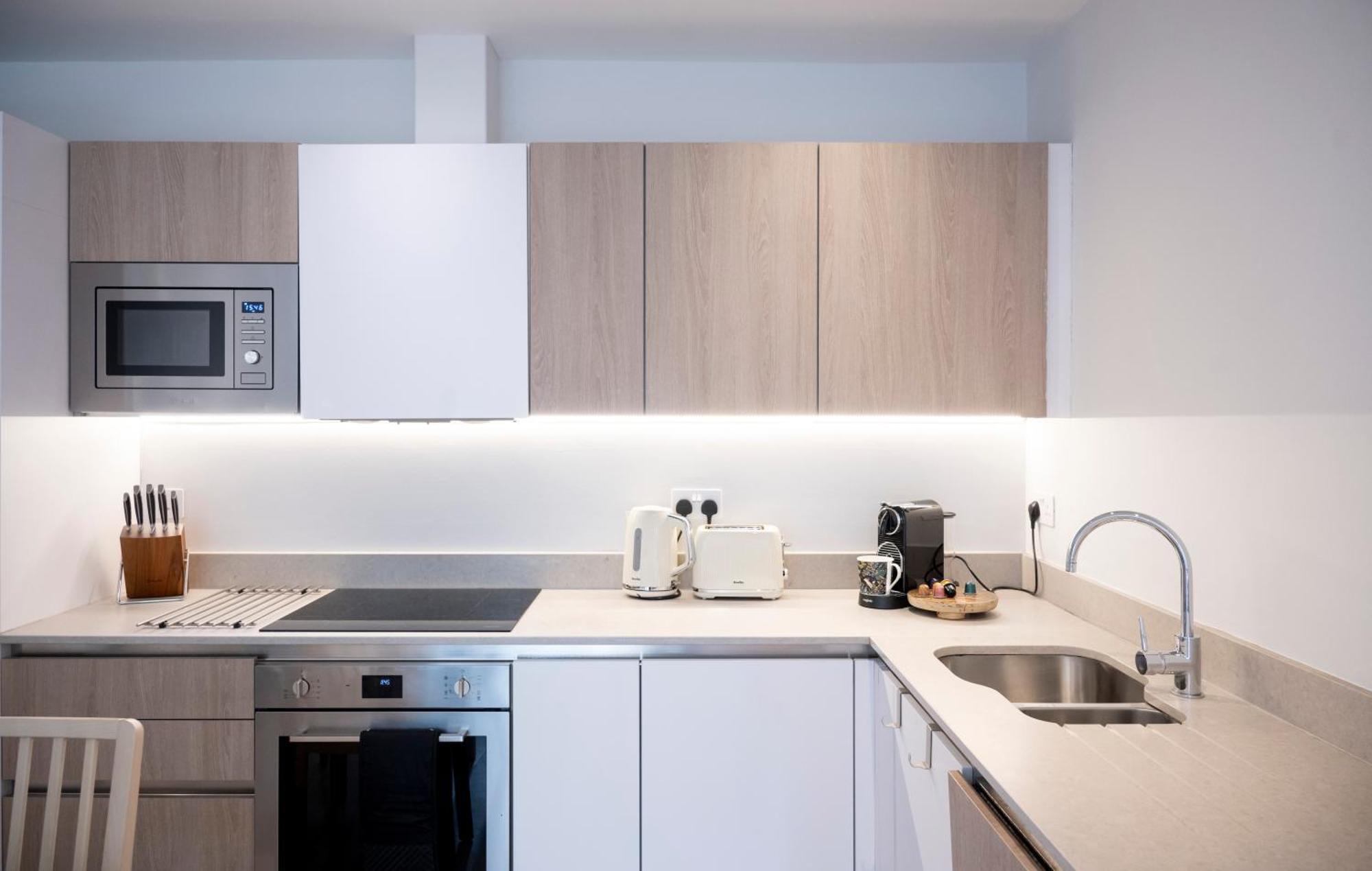 Lovely 1br - Zone 1 - Station Nearby Apartamento
